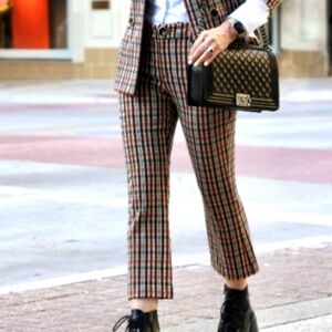 Cabi Jazzy kick flare plaid pants 4131